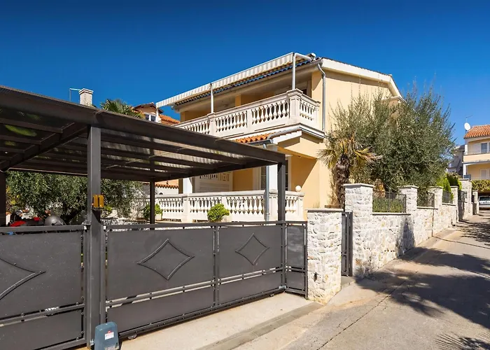 Premium Apartment Hari I