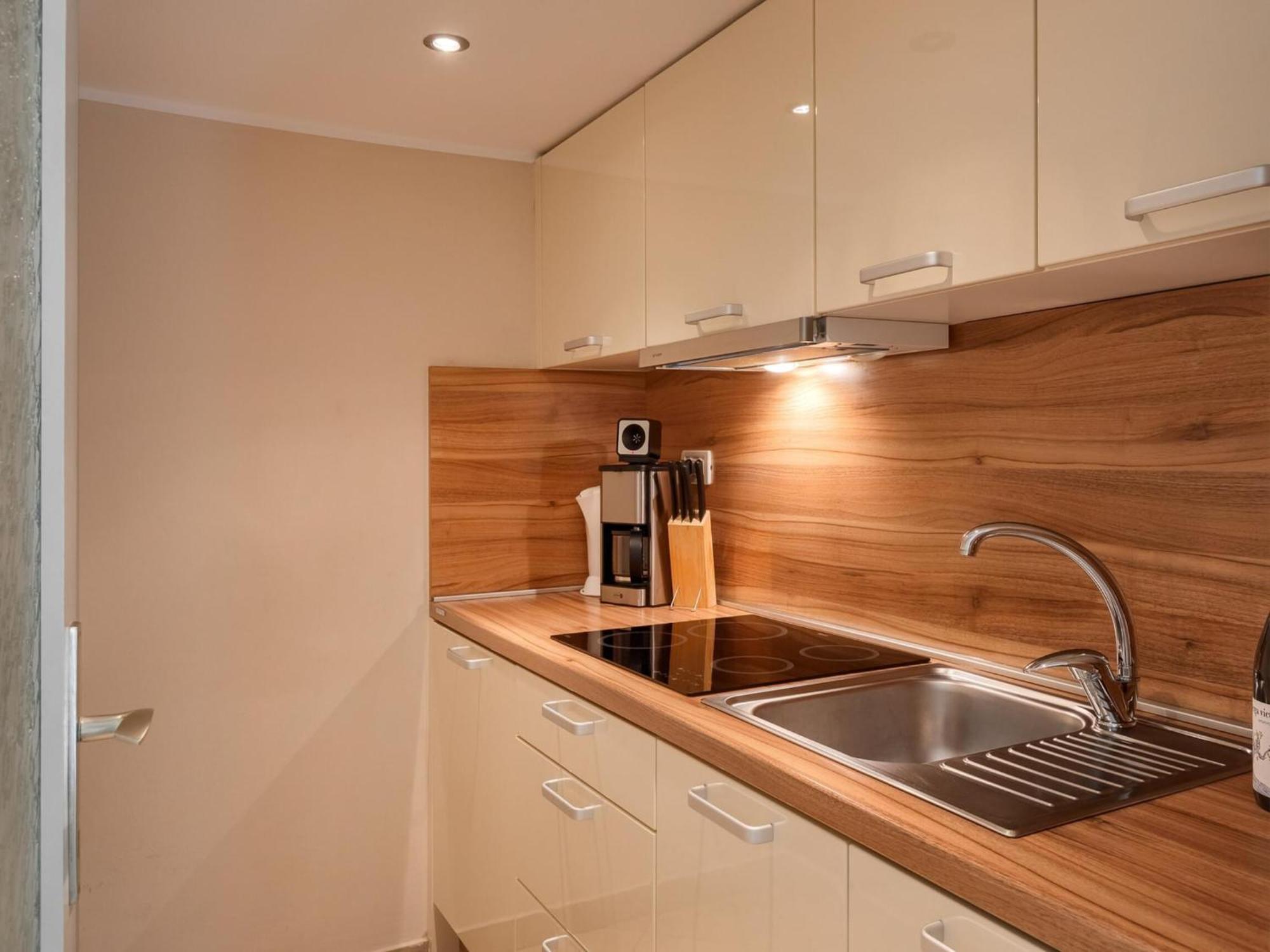 Apartment Premium Hari I *