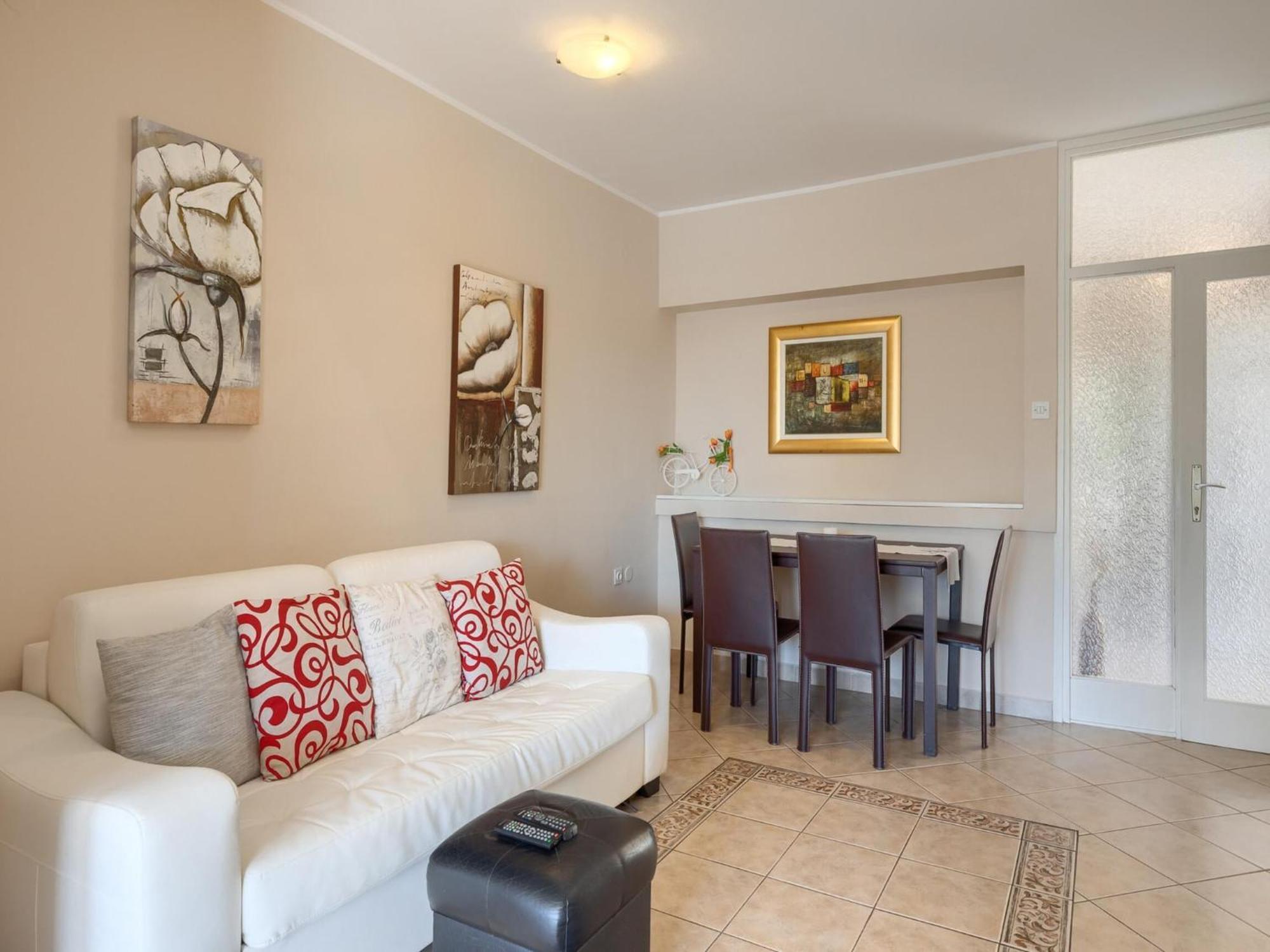 Apartment Premium Hari I *